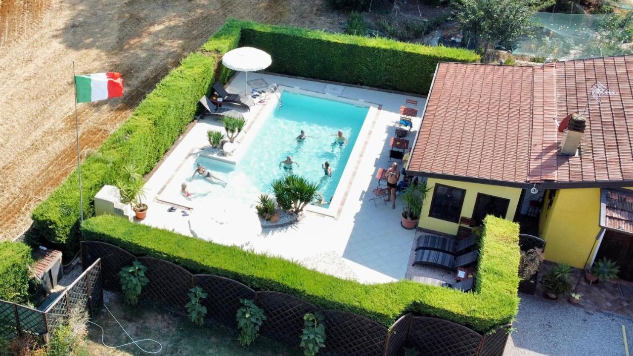 Casa Di Campagna B&B La Corte Феррара Экстерьер фото