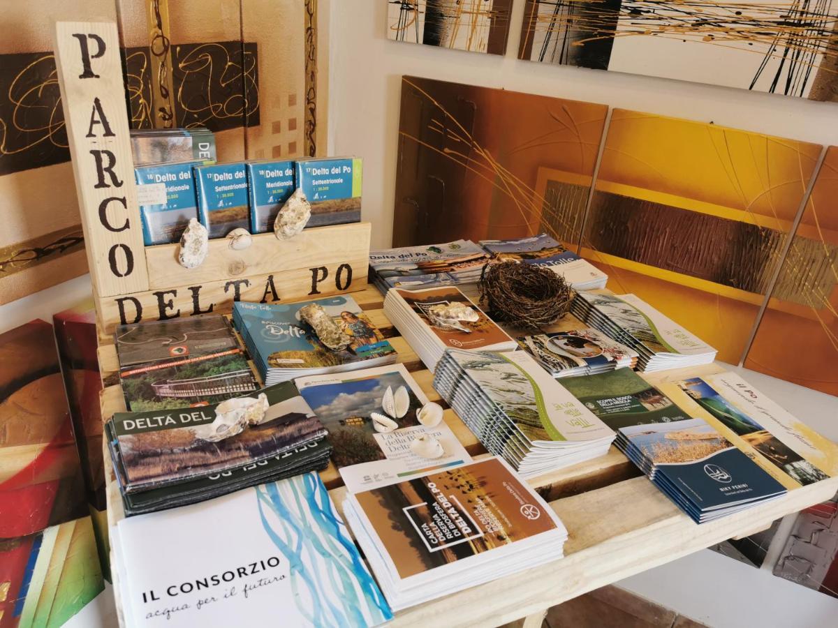 Casa Di Campagna B&B La Corte Феррара Экстерьер фото