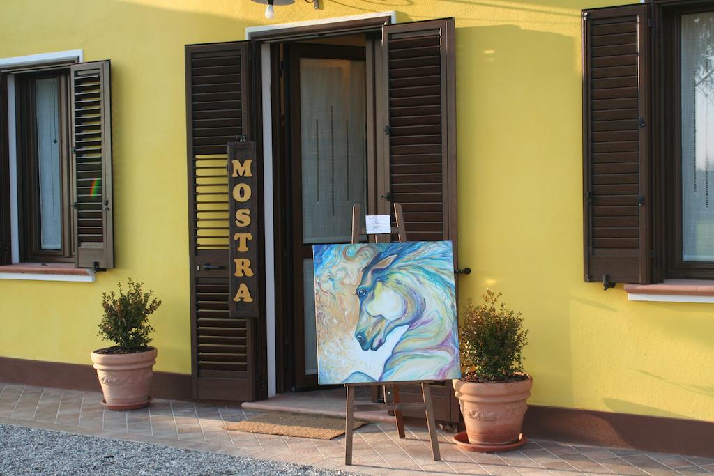 Casa Di Campagna B&B La Corte Феррара Экстерьер фото